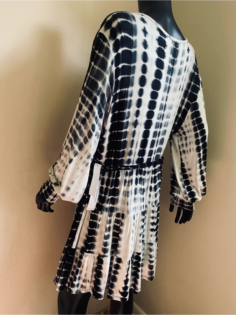 VENUS Black and White Tie-Dye Wrap Long Sleeve Dress NWTs - Picture 6 of 11